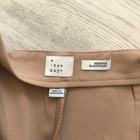 Women's High-Rise Tailored Shorts A New Day Size 14 NWOT - Picture 5 of 8